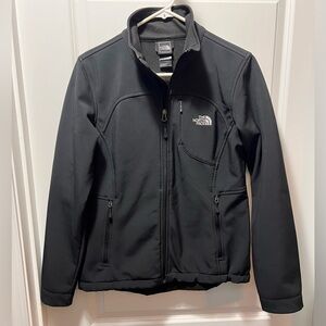 The North Face Women’s Black Performance Jacket